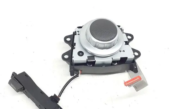 Multifunctional control switch/knob