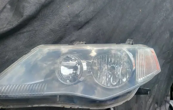 Mitsubishi Outlander Headlight/headlamp