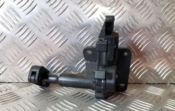 Chrysler Voyager Vent window/glass motor 04717606AB