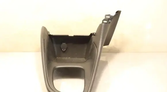 Toyota Yaris XP210 Lift Jack 