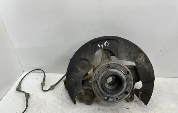 Peugeot 308 Front wheel hub