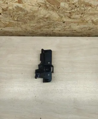 Engine bonnet (hood) release handle