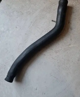 Volvo XC90 Engine coolant pipe/hose 30680747