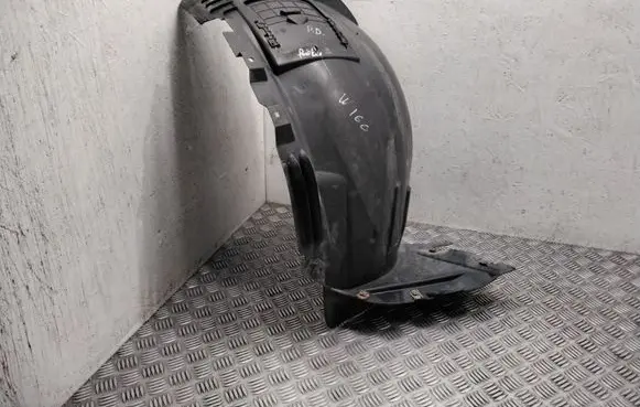 Mercedes-Benz ML W166 Front wheel arch liner splash guards A1668800605