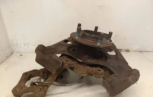 Mazda 6 Rear wheel hub spindle/knuckle 