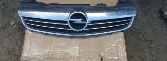 Opel Zafira B Front bumper upper radiator grill 13247327 13247328 13247330