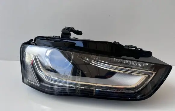 Audi A4 S4 B8 8K Headlight/headlamp 8K0941006C