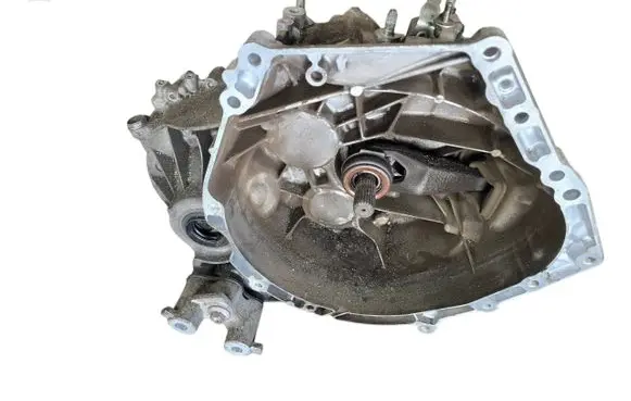 Mazda CX-5 Manual 6 speed gearbox D6010
