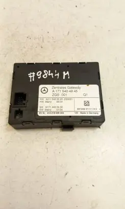 Mercedes-Benz SLK R171 Gateway control module A1715404945 1715404945