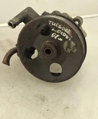 Hyundai Tucson JM Power steering pump 571002E300 7908G446