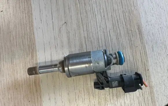 Audi A3 S3 8V Fuel injectors set 04E133036A