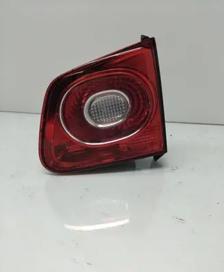 Volkswagen Tiguan Tailgate rear/tail lights 5N0945094B
