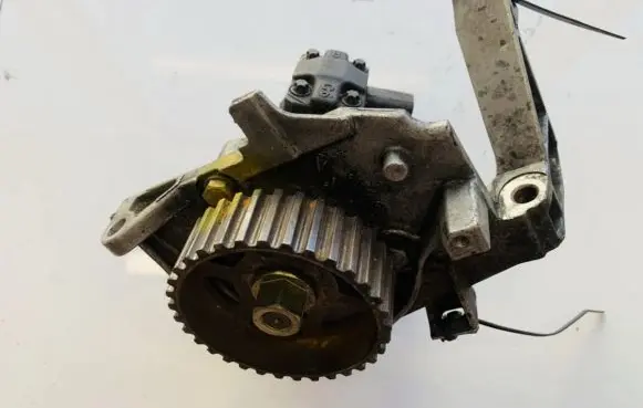 Ford Fiesta Fuel injection high pressure pump 9658176080 2C20000727