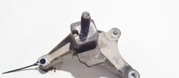 Ford Focus Engine mounting bracket 98ab7m125af 98ab-7m125-af