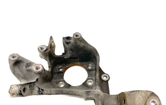 Ford Kuga I Rear wheel hub 8V415A970AB 8V415A970
