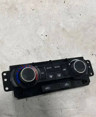 Chevrolet Epica Climate control unit 96637897 DJA070629165
