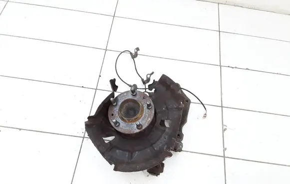Mazda 6 Rear wheel hub spindle/knuckle 