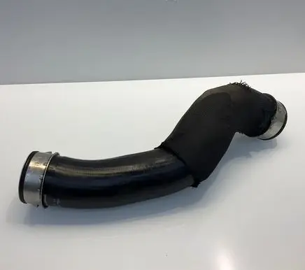 Intercooler hose/pipe