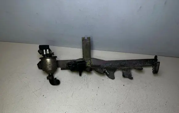 Audi A6 S6 C4 4A Air pressure sensor 046130385A 034906283 72123900
