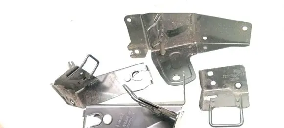 Ford Mondeo MK IV ISOFIX Bracket 7S71A613B90AD 7S71A613B91AE 7S71A60615AD