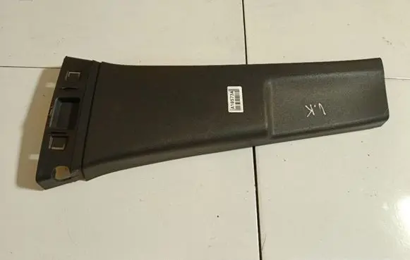 Opel Zafira B (B) pillar trim (top) 322222528