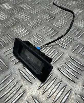 BMW X6 F16 Number plate light 7193293 3912029A1