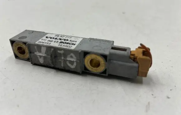 Volvo V70 Airbag deployment crash/impact sensor 9452777 161002 004151