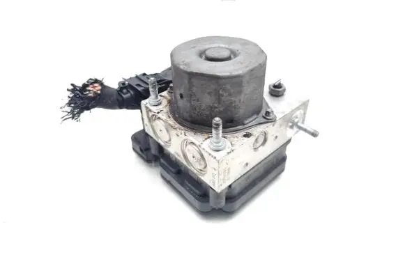 Mercedes-Benz B W245 ABS Pump A0084317512 0265956006