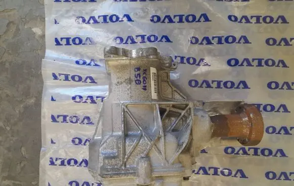 Volvo XC60 Gearbox transfer box case P32339091 T8792344