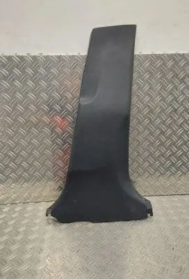 Toyota Yaris (B) pillar trim (bottom) 624130D190 624130D200