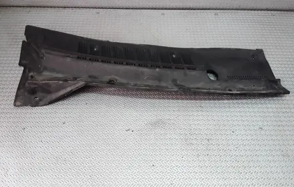 Nissan Almera Tino Wiper trim 66862BU200