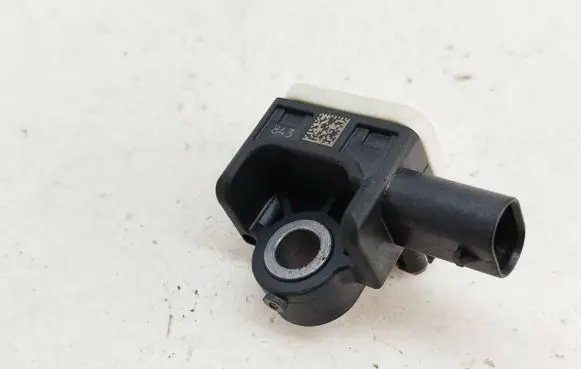Volkswagen Polo V 6R Airbag deployment crash/impact sensor 2H0959351 100504201