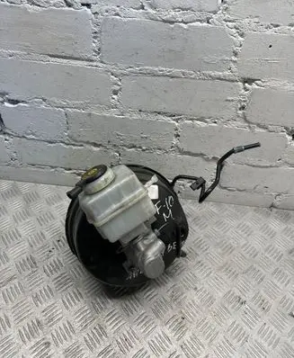 BMW 5 F10 F11 Brake booster 6796726