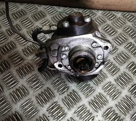 Mazda CX-5 Fuel injection high pressure pump SH0113800D