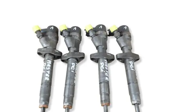 Renault Master II Fuel injector 0445110084 8200084534 2408