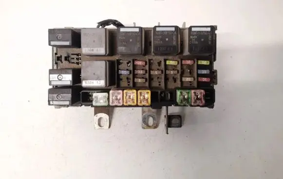 Ford Transit Fuse box set 6c1t14a481ab 6c1t-14a481-ab