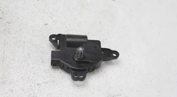 KIA Optima Air flap motor/actuator D267-AP9AA02 D267AP9AA02