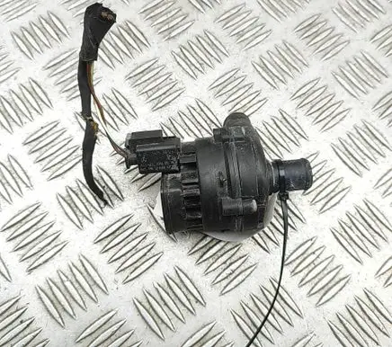 Mercedes-Benz C W205 Electric auxiliary coolant/water pump A2118350364 0392023000