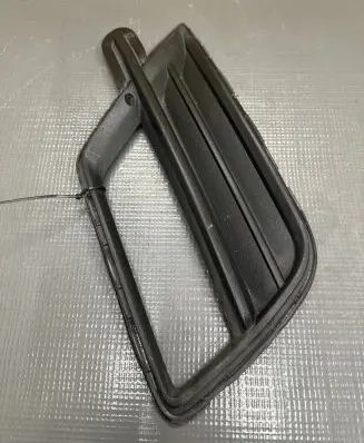 Volkswagen Caddy Front bumper lower grill