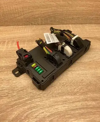 BMW 3 F30 F35 F31 Comfort/convenience module 9298959 A2C30450109 WithPlug