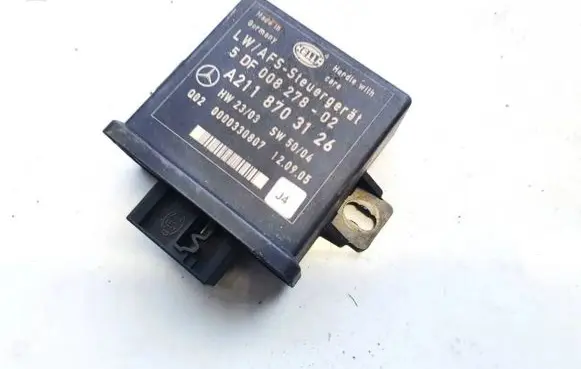 Mercedes-Benz CLS C219 Light module LCM A2118703126 5df008278-02