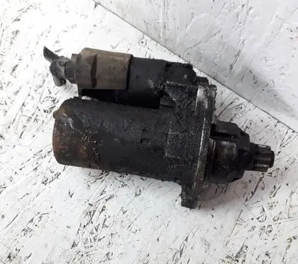 Volkswagen Jetta V Starter motor