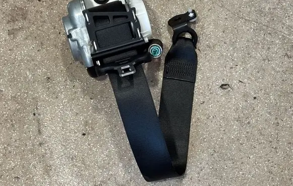 Mercedes-Benz GLE W167 Rear seatbelt A1678605602