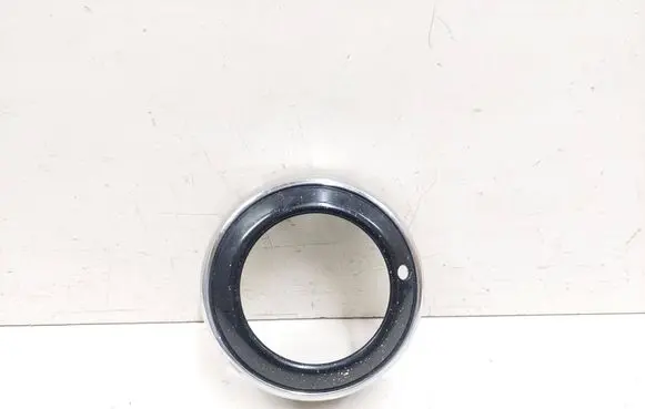 Mitsubishi Outlander Front fog light trim/grill 8321A290
