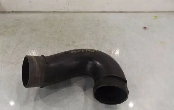 Air intake hose/pipe