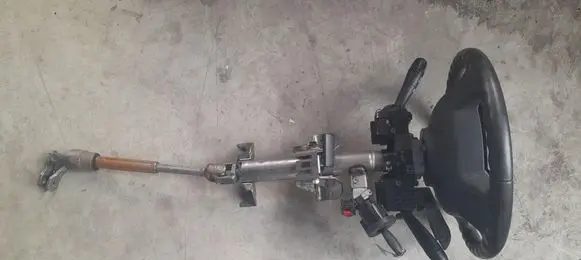 Dacia Sandero Steering wheel axle E10670244