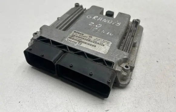 Mitsubishi Grandis Engine control unit/module 1039S11664 T860A653 0281012617