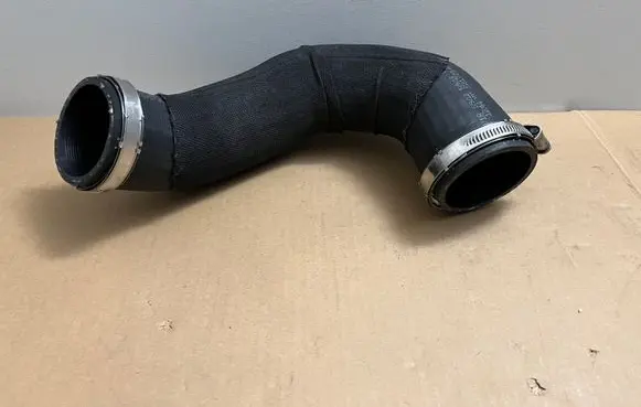 Audi A6 S6 C7 4G Engine coolant pipe/hose 4G0145709F
