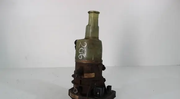 Ford Mondeo MK IV Power steering pump BG913K514AB