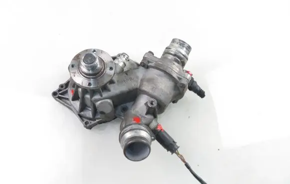 BMW X5 E53 Water pump 